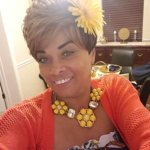 Meet your Posher, Johnetta